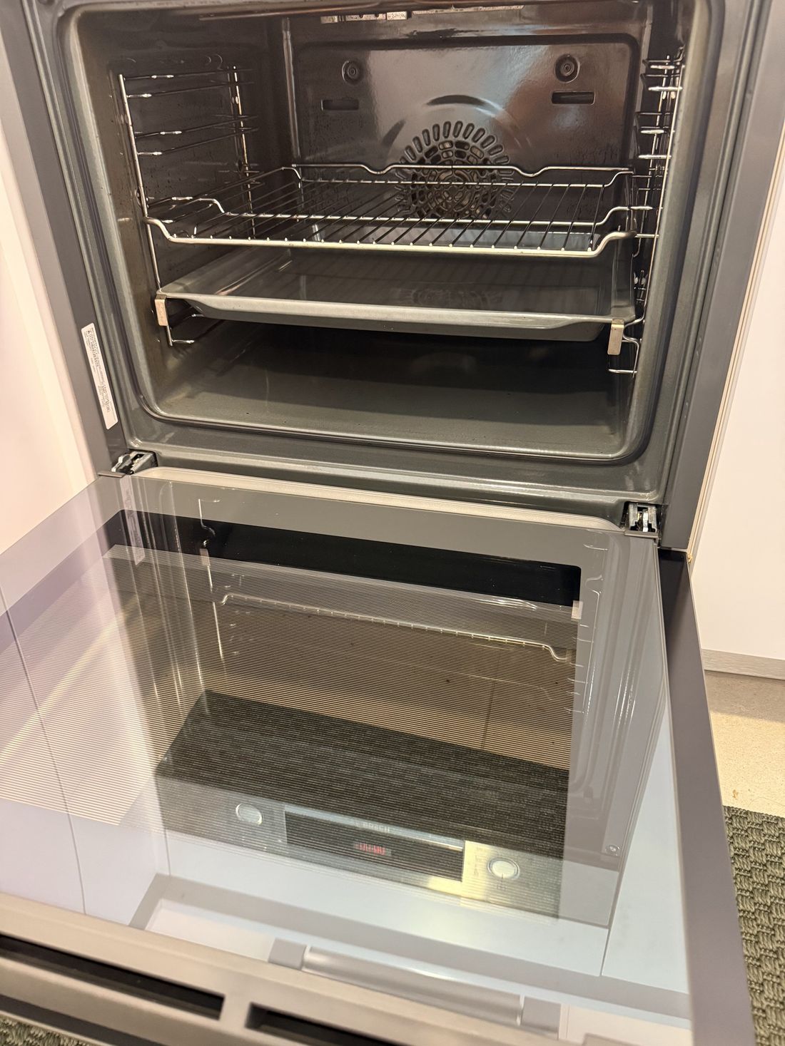 Oven after a deep clean